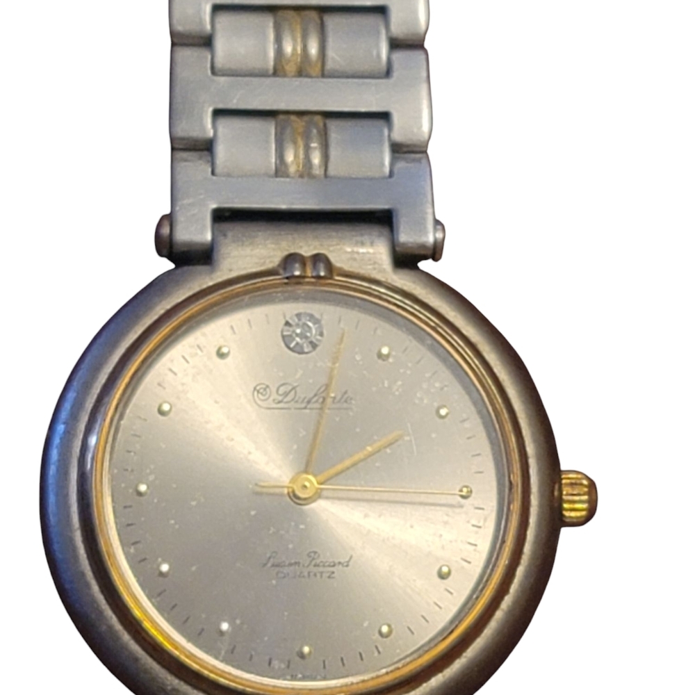 Lucien Piccard Gold and Silver Watch with Two-Tone Design - Picture 3 of 8